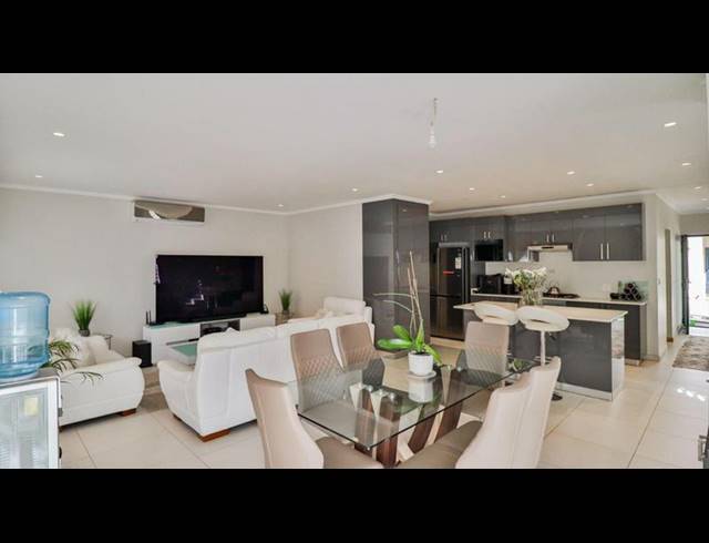4 BEDROOM CLUSTER FOR SALE IN BRYANSTON